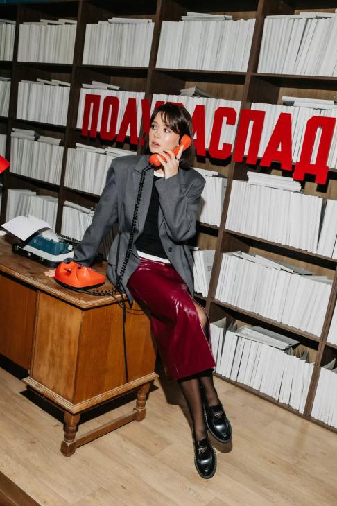 Анна Михалкова, Екатерина Вилкова, Алексей Макаров на светской премьере сериала «Полураспад»
Анна Михалкова, Екатерина Вилкова, Алексей Макаров на светской премьере сериала «Полураспад»