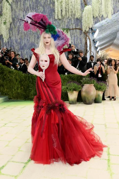 От Хайди Клум до Кэти Перри: самые безумные наряды Met Gala
От Хайди Клум до Кэти Перри: самые безумные наряды Met Gala