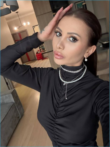 Клавдия Безверхова похвастала своими музыкальными успехами Клавдия Безверхова похвастала своими музыкальными успехами