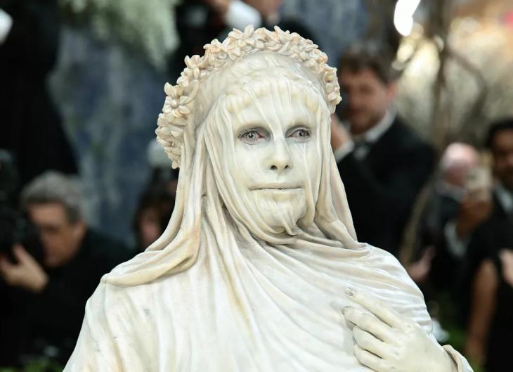 От Хайди Клум до Кэти Перри: самые безумные наряды Met Gala
От Хайди Клум до Кэти Перри: самые безумные наряды Met Gala