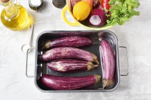 Баклажаны с начинкой
