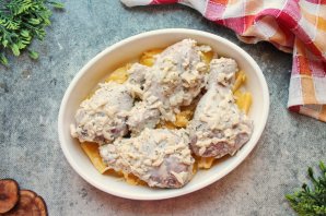 Куриные голени с картофелем Куриные голени с картофелем