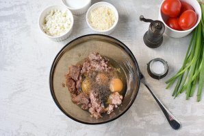 Пирог с тунцом и картофелем Пирог с тунцом и картофелем
