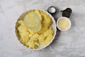 Пирог с тунцом и картофелем Пирог с тунцом и картофелем