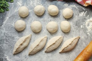 Пирожки с творогом и мятой Пирожки с творогом и мятой