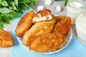 Пирожки с творогом и мятой Пирожки с творогом и мятой