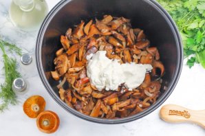 Рыжики в мультиварке Рыжики в мультиварке