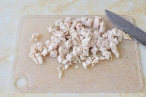 Салат с курицей, перцем и помидорами Салат с курицей, перцем и помидорами