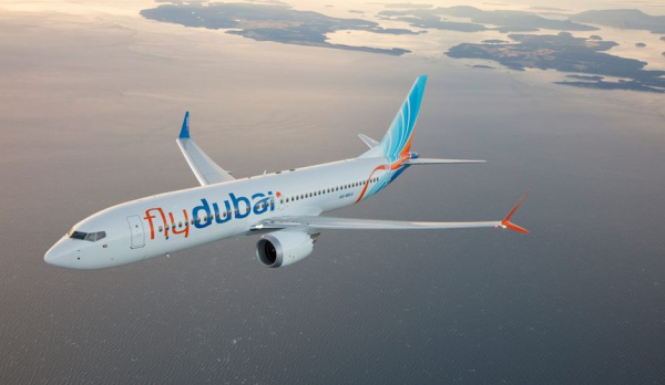 Самолет flydubai не может улететь из Внуково из-за повреждения покрышки Самолет flydubai не может улететь из Внуково из-за повреждения покрышки