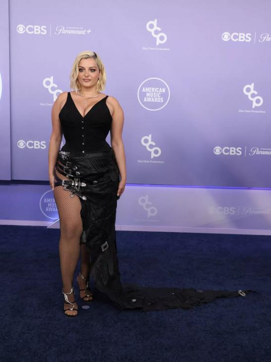Дэвид Гетта, Хилари Дафф, Крисси Тейген и Джон Ледженд на премии American Music Awards 2026
Дэвид Гетта, Хилари Дафф, Крисси Тейген и Джон Ледженд на премии American Music Awards 2026