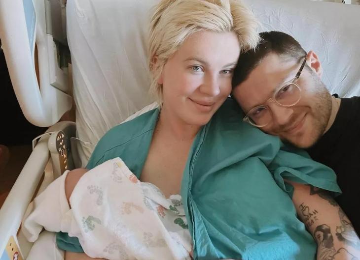 Дочь Алека Болдуина ждет второго ребенка
Дочь Алека Болдуина ждет второго ребенка