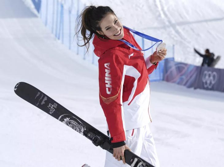 5 самых высокооплачиваемых спортсменов Олимпиады-2026
5 самых высокооплачиваемых спортсменов Олимпиады-2026