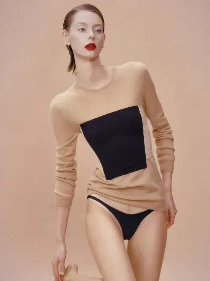 Прекрасная Lauren De Graaf.