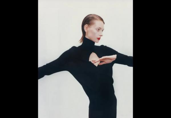 Прекрасная Lauren De Graaf.