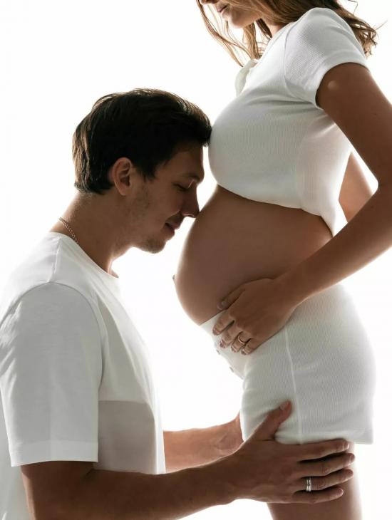 "В ожидании чуда": гимнастка Дина Аверина и фигурист Дмитрий Соловьев поделились очень личными кадрами
"В ожидании чуда": гимнастка Дина Аверина и фигурист Дмитрий Соловьев поделились очень личными кадрами