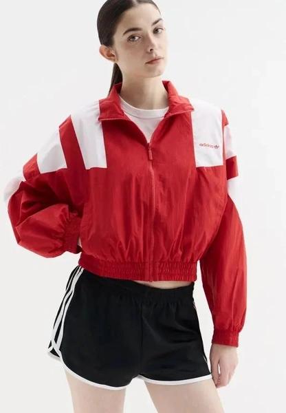 Sport-luxe — главный стиль лета: как внедрить его в свой гардероб Sport-luxe — главный стиль лета: как внедрить его в свой гардероб