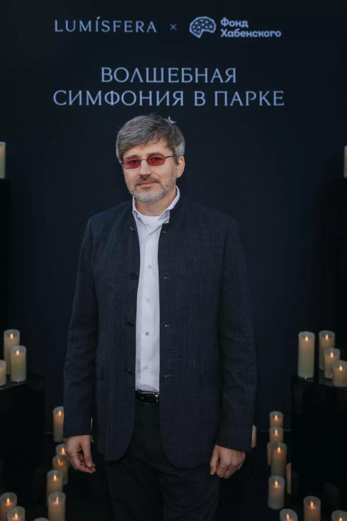 Константин Хабенский, Софья Эрнст, Анна Бутурлина и другие знаменитости на особенном концерте при свечах
Константин Хабенский, Софья Эрнст, Анна Бутурлина и другие знаменитости на особенном концерте при свечах
