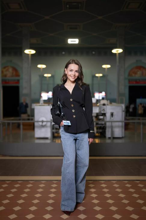 
                Анастасия Уколова, Сергей Светлаков и другие на открытии фестиваля сериалов в Иваново            
