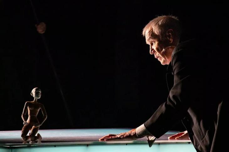 Июньский культпоход: от джаза и балета до пионов и уличного арта
Июньский культпоход: от джаза и балета до пионов и уличного арта