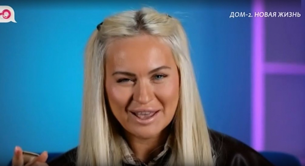 Галина Маковская считает, что у Элины Рахимовой больше дефектов кожи