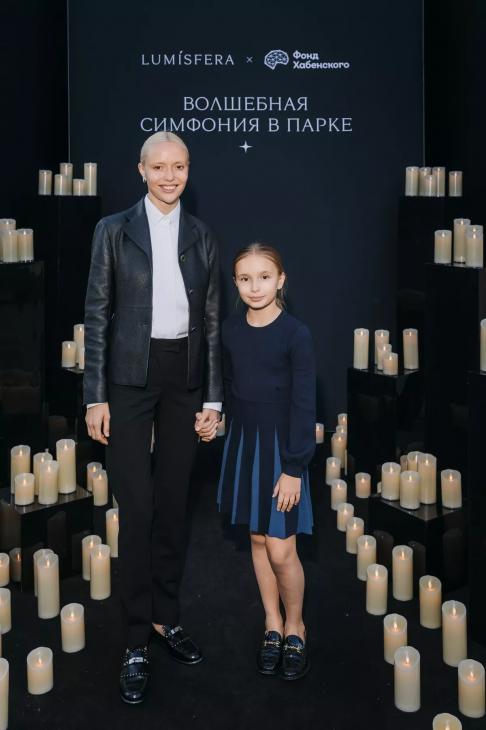 Константин Хабенский, Софья Эрнст, Анна Бутурлина и другие знаменитости на особенном концерте при свечах
Константин Хабенский, Софья Эрнст, Анна Бутурлина и другие знаменитости на особенном концерте при свечах