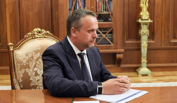 Никитин: биометрия в российских аэропортах повсеместно появится в 2026-2027 годах Никитин: биометрия в российских аэропортах повсеместно появится в 2026-2027 годах