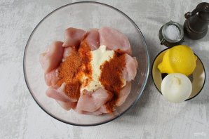 Шашлык из куриной грудки Шашлык из куриной грудки