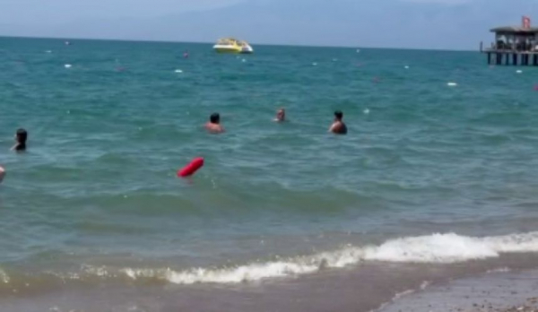 Туристы жалуются на неблагоприятные условия для купания на пляже нового отеля в Турции Туристы жалуются на неблагоприятные условия для купания на пляже нового отеля в Турции