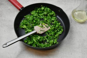 Заливной пирог с черемшой и яйцом Заливной пирог с черемшой и яйцом
