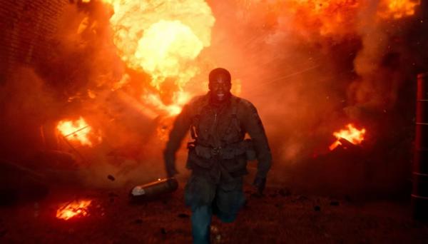 Режиссер "Оверлорда" снимет триллер о нападении гигантского питона Режиссер "Оверлорда" снимет триллер о нападении гигантского питона