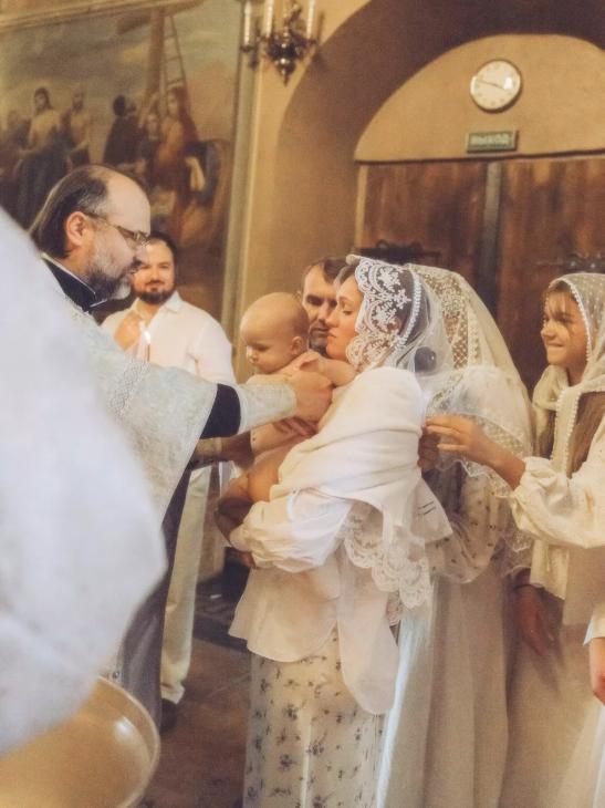 Елена Дудина рассказала о крещении сына и показала редкие фото
Елена Дудина рассказала о крещении сына и показала редкие фото