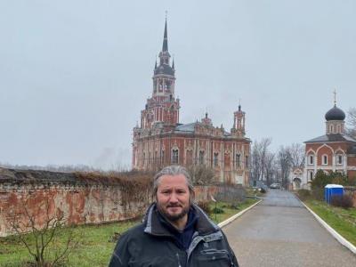 Близкие назвали причину внезапной смерти кулинара Максима Сырникова Близкие назвали причину внезапной смерти кулинара Максима Сырникова