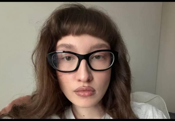 Блогерша Лиза Барашик посетила показ Miu Miu на Неделе моды в Париже Блогерша Лиза Барашик посетила показ Miu Miu на Неделе моды в Париже