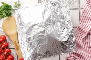 Цыпленок табака на мангале Цыпленок табака на мангале