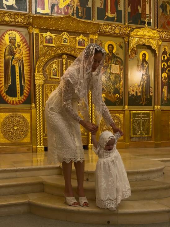 
                Тимати и Валентина Иванова крестили дочь            