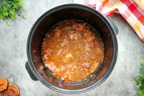 Гречка с тушенкой в мультиварке Гречка с тушенкой в мультиварке