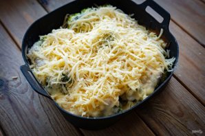 Курица с брокколи в духовке Курица с брокколи в духовке