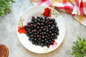 Наливка из смородины Наливка из смородины