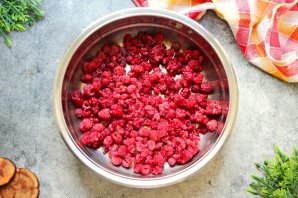Варенье из малины без косточек Варенье из малины без косточек