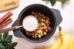 Варенье из ревеня с бананом Варенье из ревеня с бананом