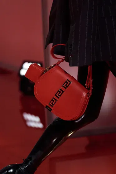 Versace Fall/Winter 2022-2023, Prêt-à-Porter | Ready-to-Wear Versace Fall/Winter 2022-2023, Prêt-à-Porter | Ready-to-Wear