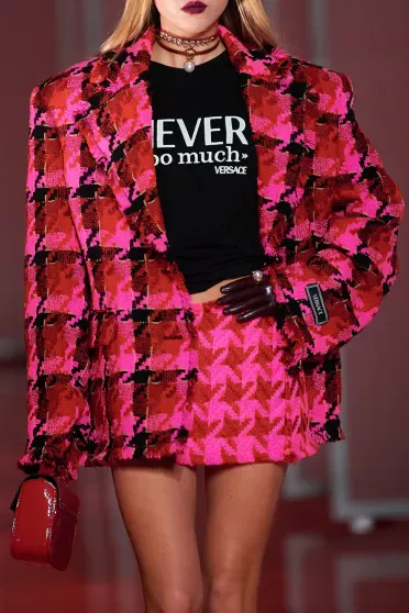 Versace Fall/Winter 2022-2023, Prêt-à-Porter | Ready-to-Wear Versace Fall/Winter 2022-2023, Prêt-à-Porter | Ready-to-Wear