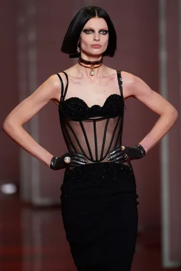 Versace Fall/Winter 2022-2023, Prêt-à-Porter | Ready-to-Wear Versace Fall/Winter 2022-2023, Prêt-à-Porter | Ready-to-Wear