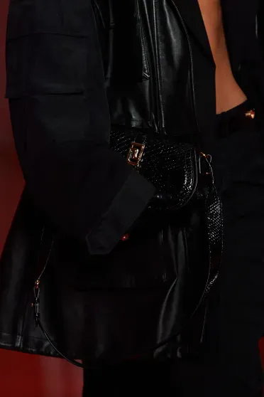Versace Fall/Winter 2022-2023, Prêt-à-Porter | Ready-to-Wear Versace Fall/Winter 2022-2023, Prêt-à-Porter | Ready-to-Wear