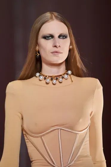Versace Fall/Winter 2022-2023, Prêt-à-Porter | Ready-to-Wear Versace Fall/Winter 2022-2023, Prêt-à-Porter | Ready-to-Wear