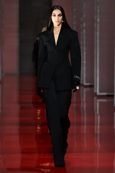 Versace Fall/Winter 2022-2023, Prêt-à-Porter | Ready-to-Wear Versace Fall/Winter 2022-2023, Prêt-à-Porter | Ready-to-Wear