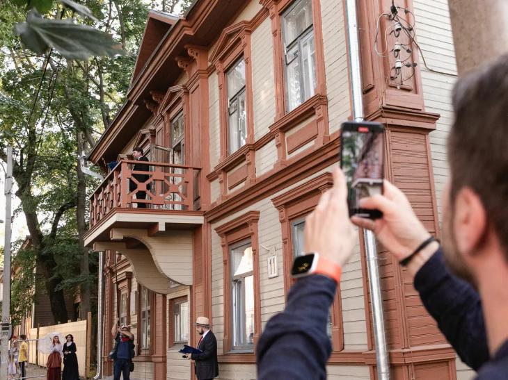 Столица закатов: гид по Нижнему Новгороду в августе — фестивали, концерты, выставки, рестораны
Столица закатов: гид по Нижнему Новгороду в августе — фестивали, концерты, выставки, рестораны