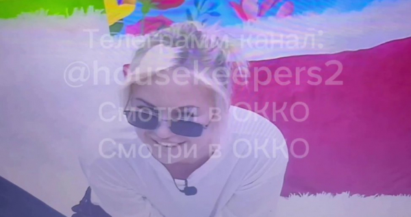 Никита Гуранда приехал к Рахимовой поздравить её с выигрышем в конкурсе "Человек года" Никита Гуранда приехал к Рахимовой поздравить её с выигрышем в конкурсе "Человек года"