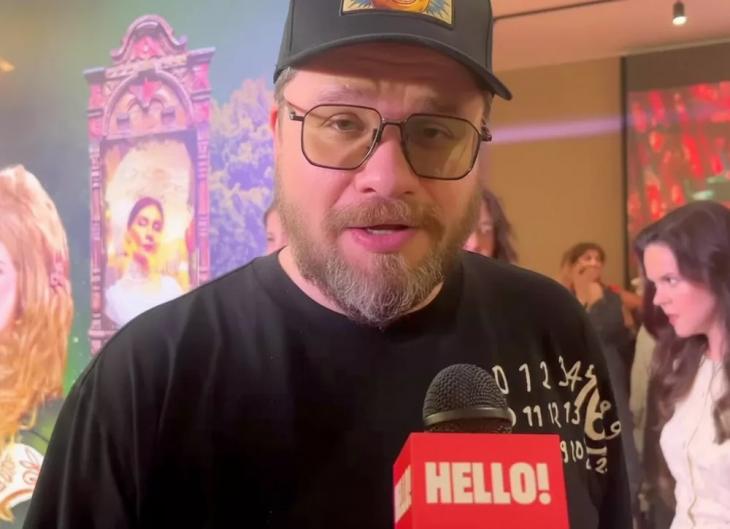 «Я понятия не имею, как тут оказался»: эксклюзивный комментарий Гарика Харламова с премьеры фильма «Последний богатырь. Колобок»
«Я понятия не имею, как тут оказался»: эксклюзивный комментарий Гарика Харламова с премьеры фильма «Последний богатырь. Колобок»