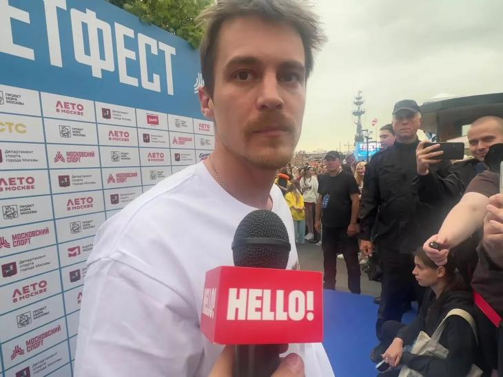 Иван Янковский рассказал HELLO! о детских шалостях и запуске «летающего огурца»
Иван Янковский рассказал HELLO! о детских шалостях и запуске «летающего огурца»